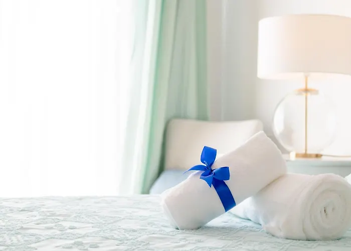 J&b Place Πόντα Ντελγκάντα