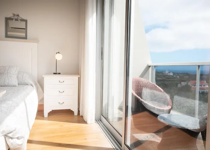 J&b Place Βίλα Πόντα Ντελγκάντα