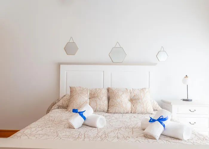 J&b Place * Πόντα Ντελγκάντα